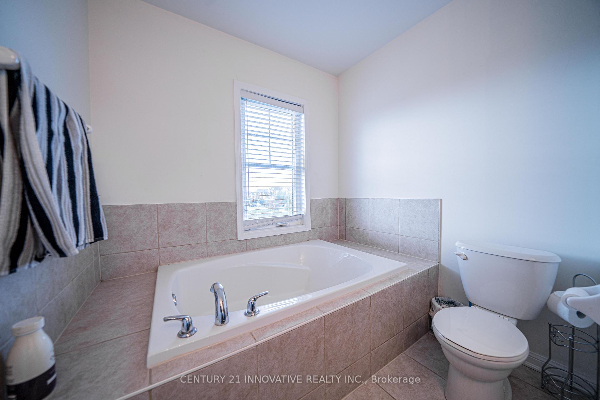 Photo 31 of Unit 1, 3034 Bur Oak Avenue, Markham, Cornell — HOMEH