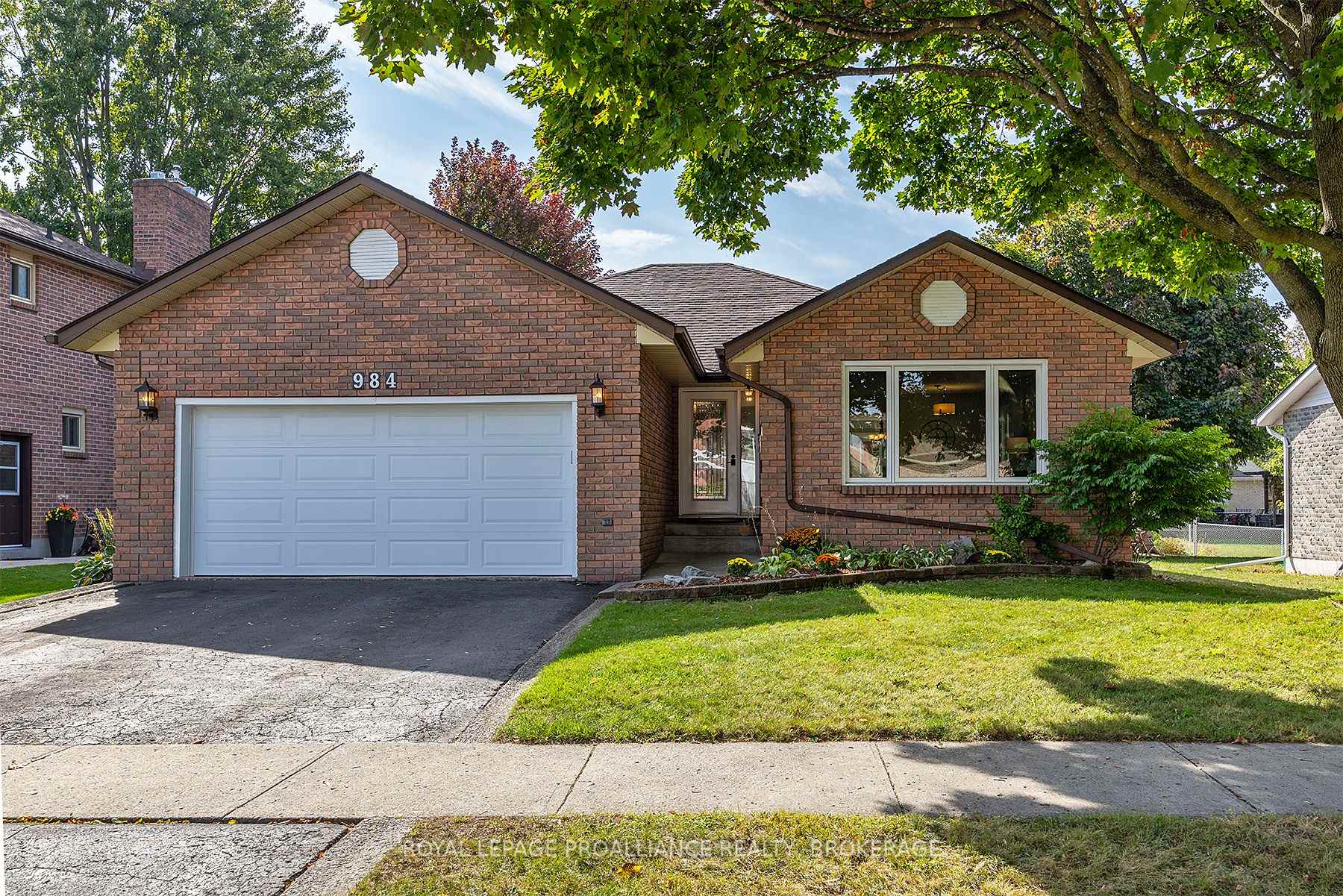 Photo 1 of 984 Ambleside Crescent, Kingston, North of Taylor-Kidd Blvd — HOMEH