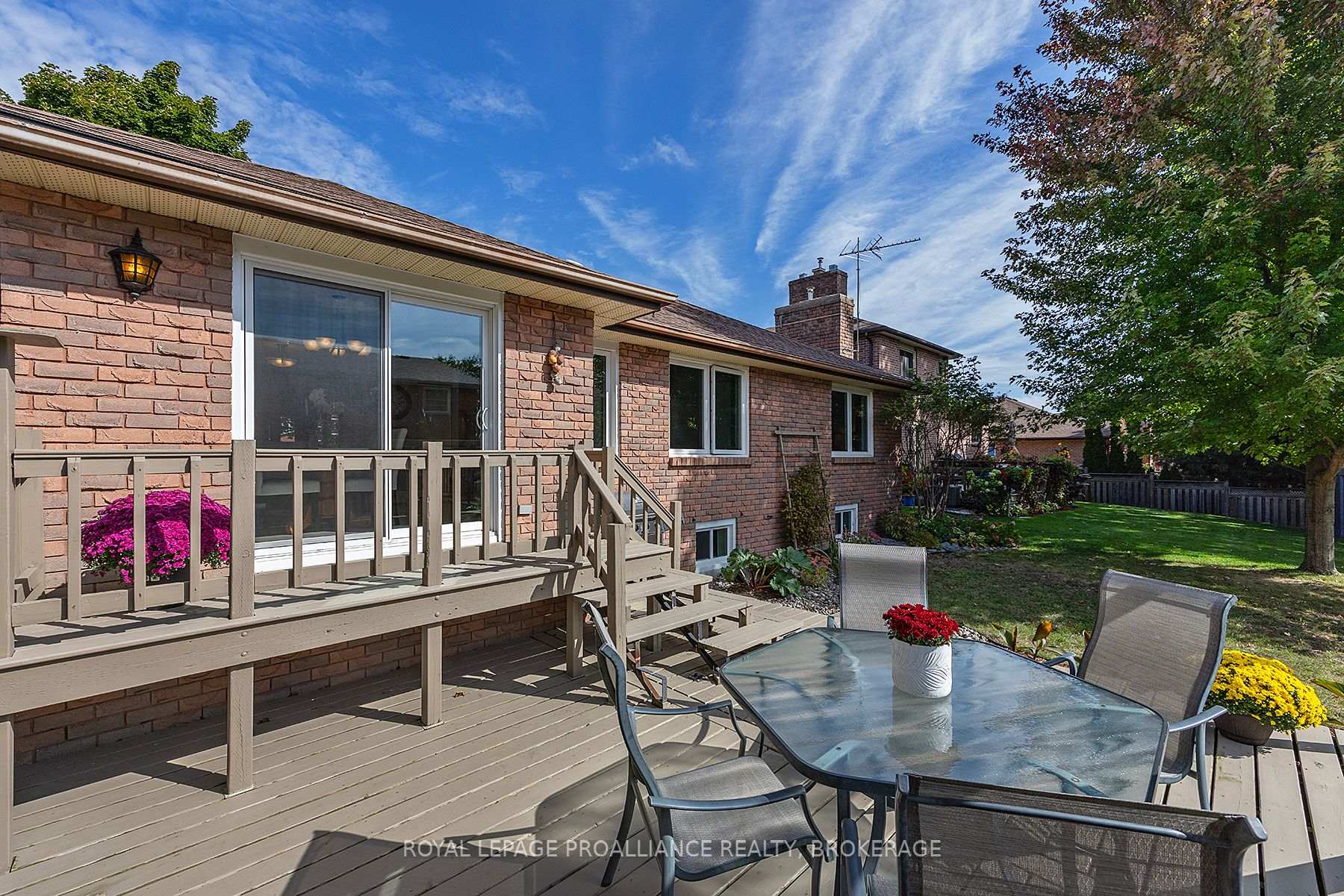 Photo 40 of 984 Ambleside Crescent, Kingston, North of Taylor-Kidd Blvd — HOMEH