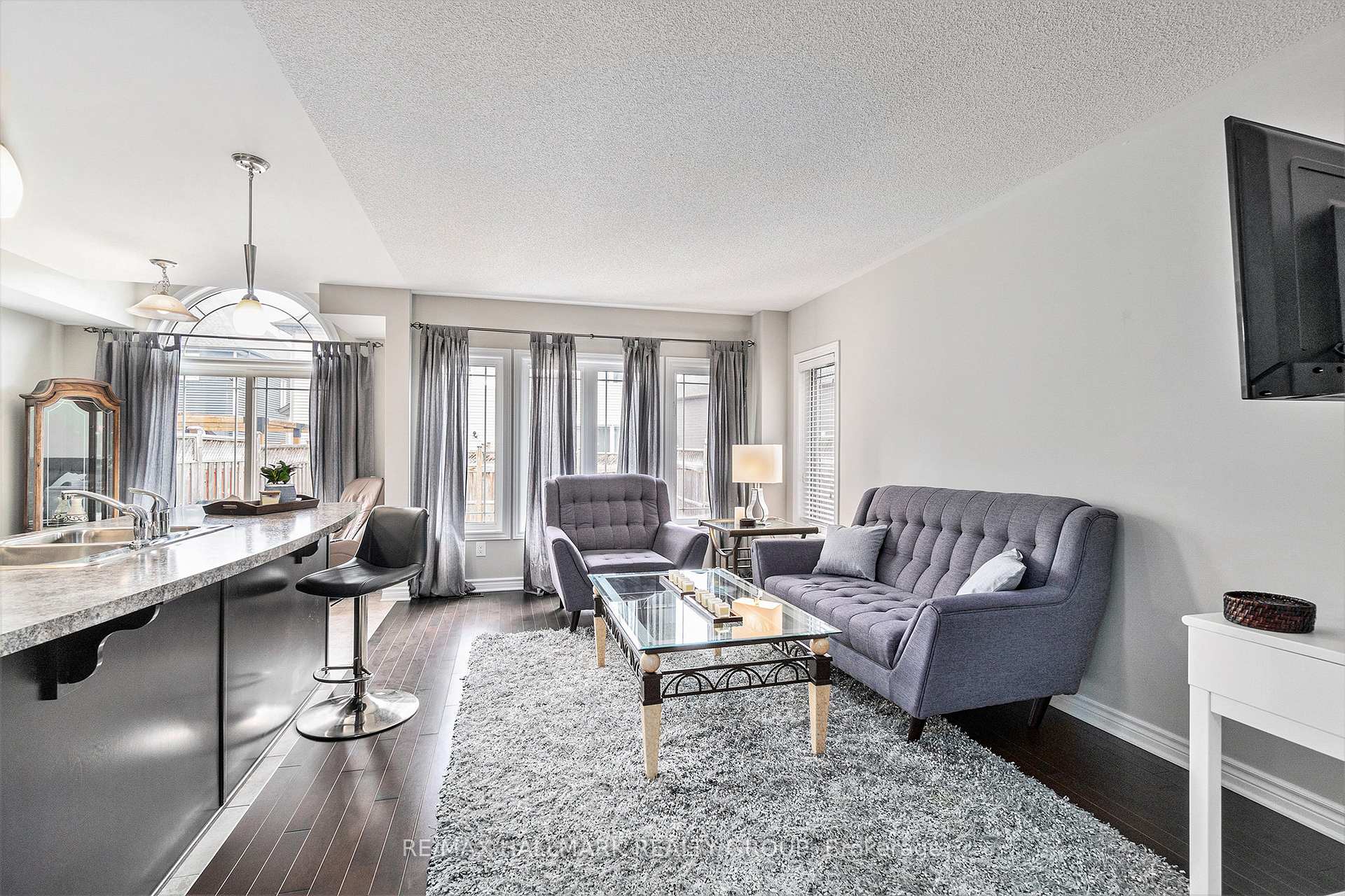 Photo 3 of 415 Barrick Hill Road, Ottawa, Kanata - Emerald Meadows/Trailwest — HOMEH