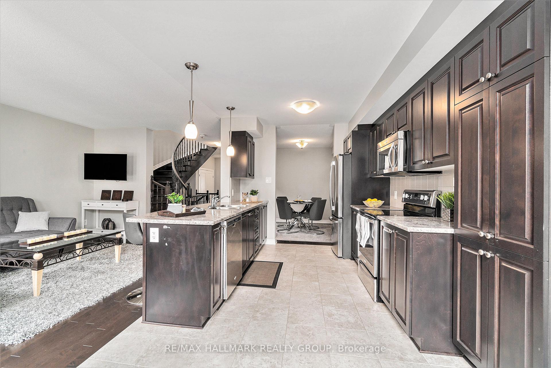 Photo 8 of 415 Barrick Hill Road, Ottawa, Kanata - Emerald Meadows/Trailwest — HOMEH
