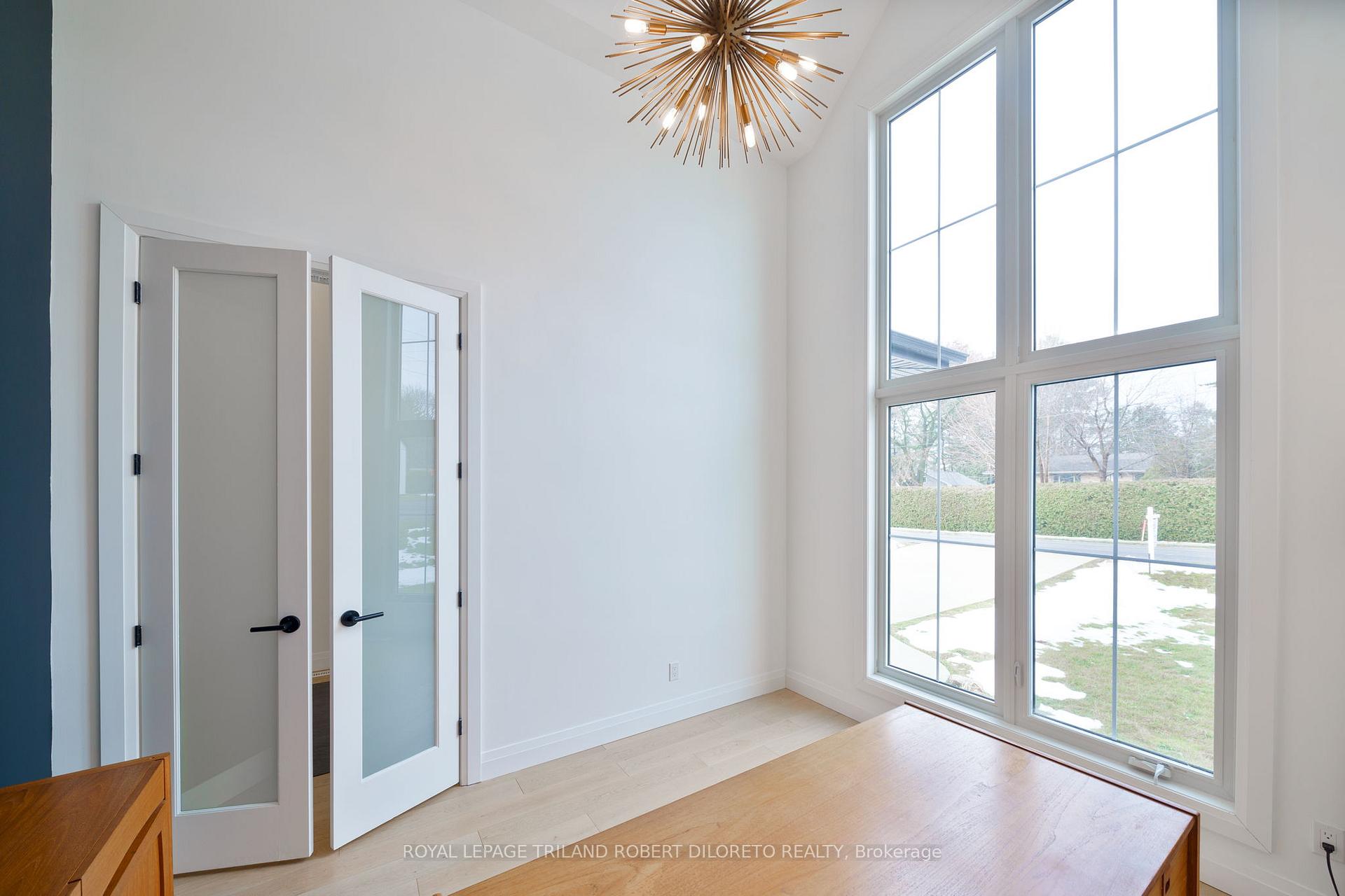 Photo 3 of 119 Duke Street, Middlesex Centre, Komoka — HOMEH