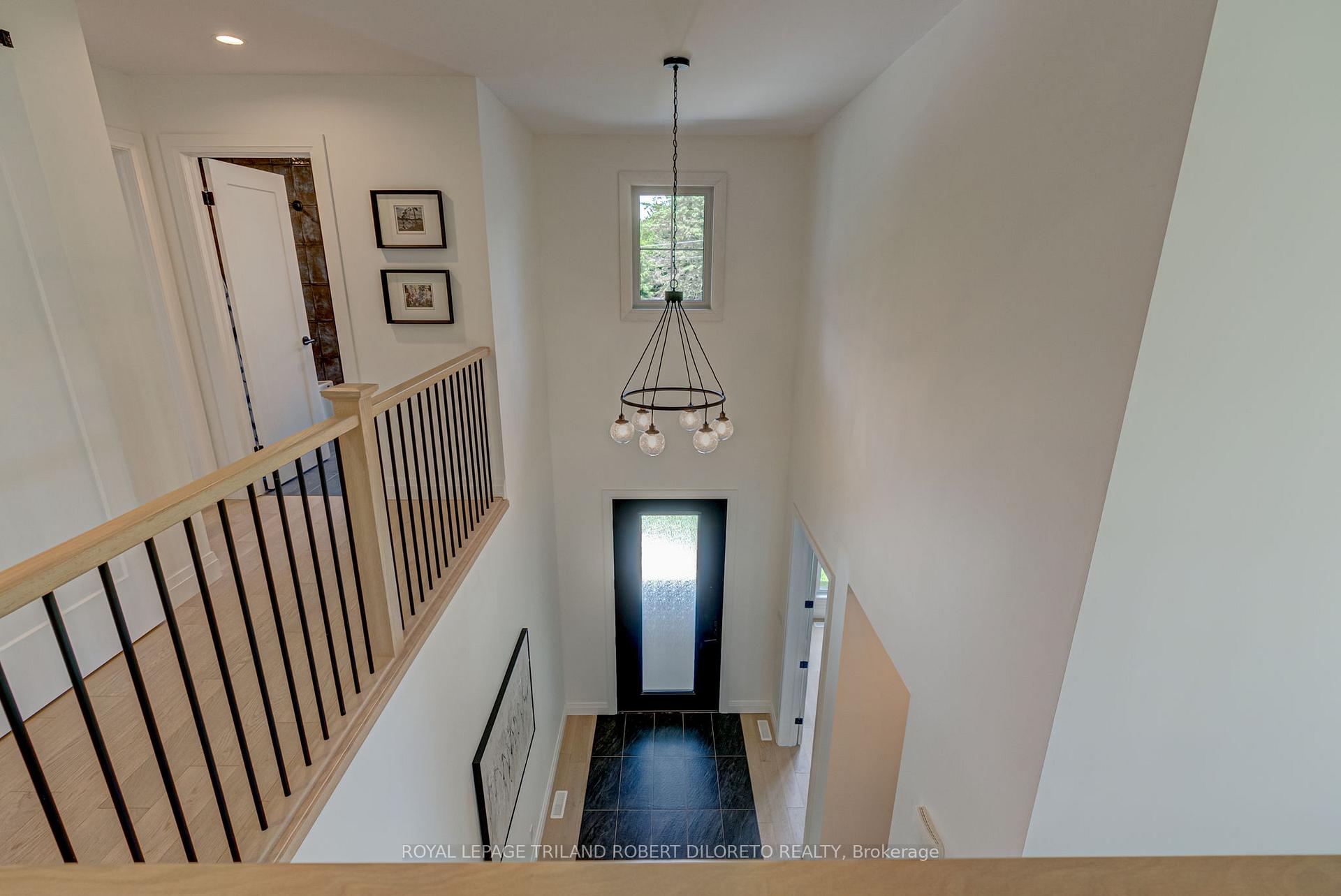 Photo 4 of 119 Duke Street, Middlesex Centre, Komoka — HOMEH
