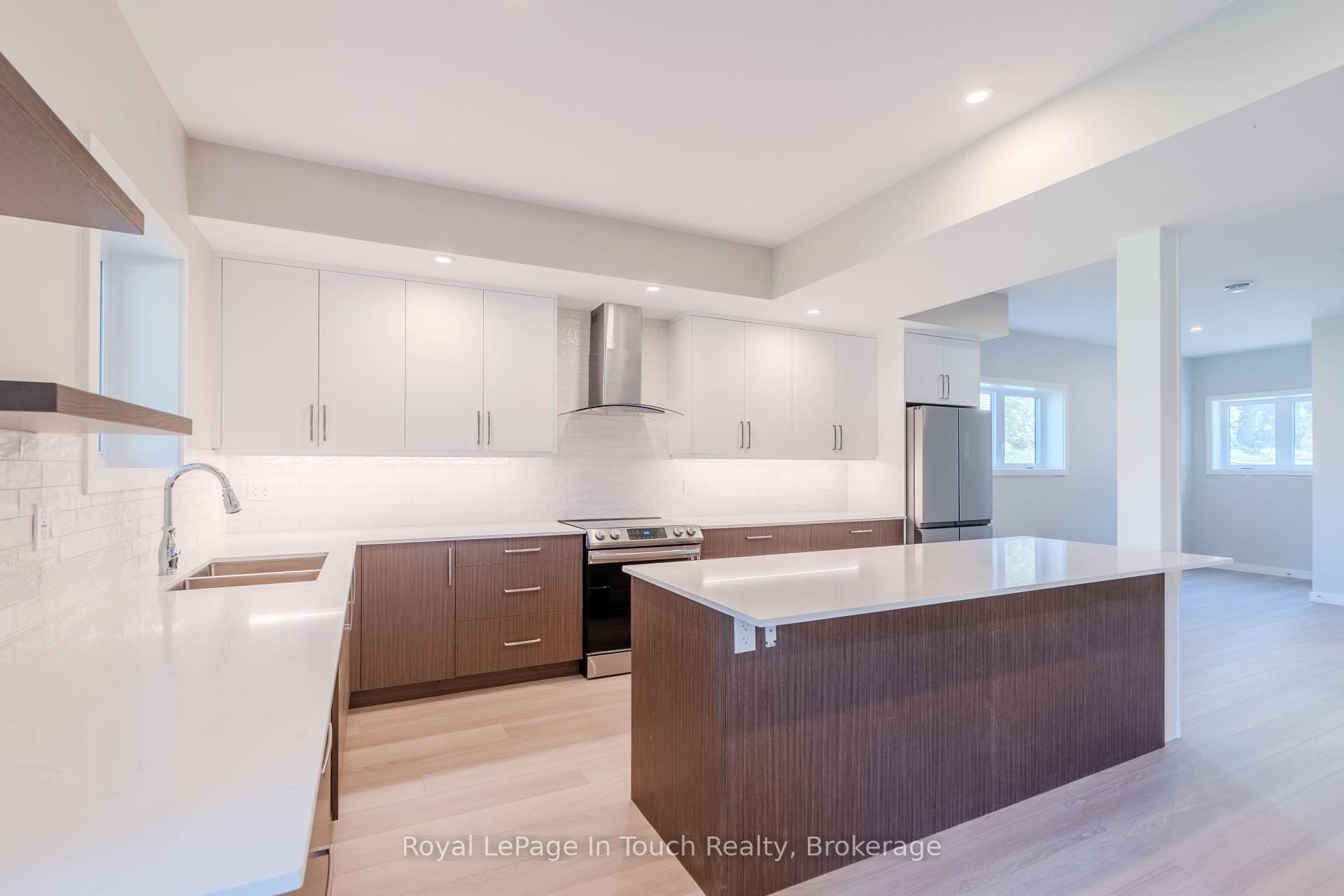 Photo 6 of 316 Seventh Street, Midland — HOMEH