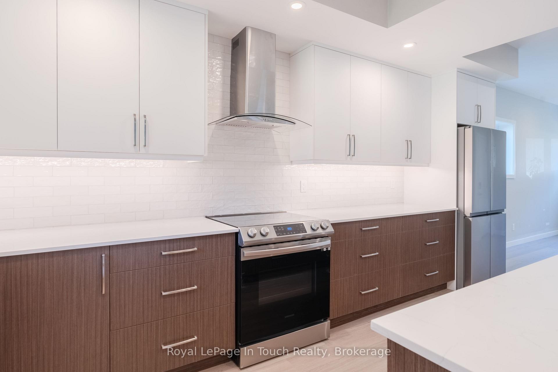 Photo 7 of 316 Seventh Street, Midland — HOMEH