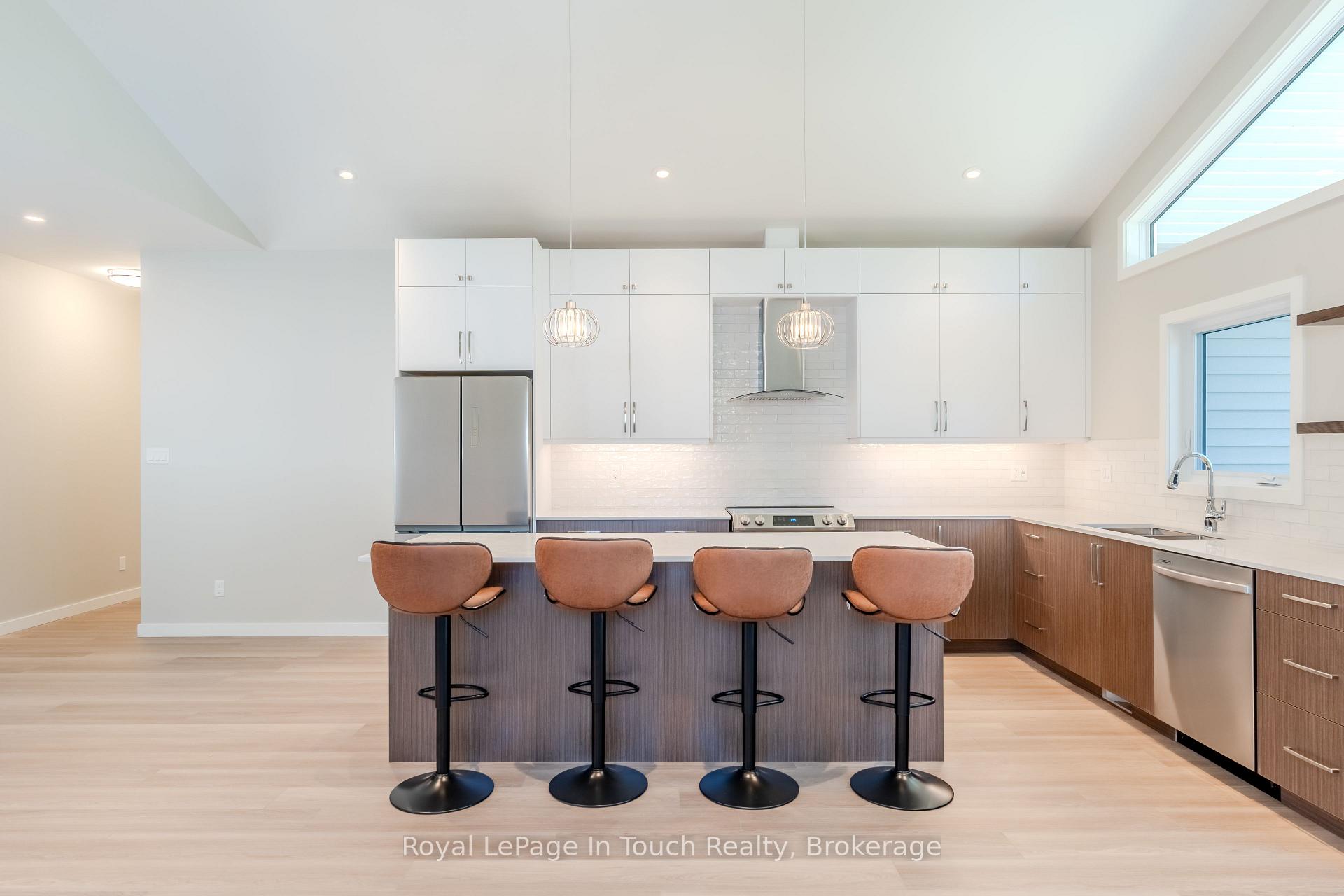 Photo 20 of 316 Seventh Street, Midland — HOMEH