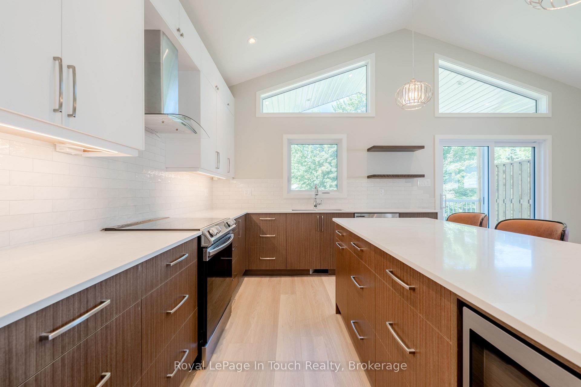 Photo 22 of 316 Seventh Street, Midland — HOMEH