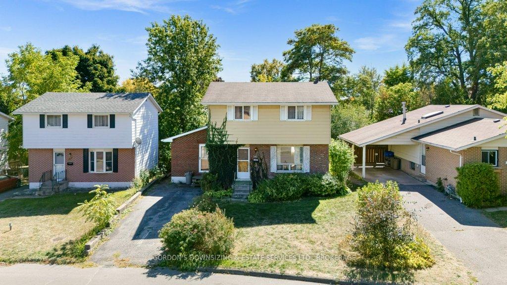 Photo 2 of 144 Calderwood Drive, Kingston, Central City West — HOMEH
