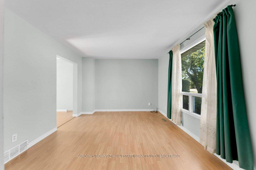 Photo 10 of 144 Calderwood Drive, Kingston, Central City West — HOMEH