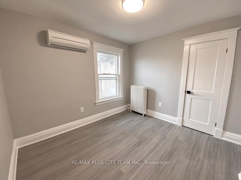 Photo 18 of Unit 2, 953 Montclair Avenue, Hamilton, Delta — HOMEH