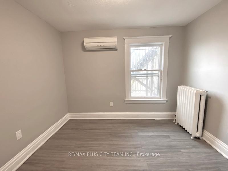 Photo 19 of Unit 2, 953 Montclair Avenue, Hamilton, Delta — HOMEH