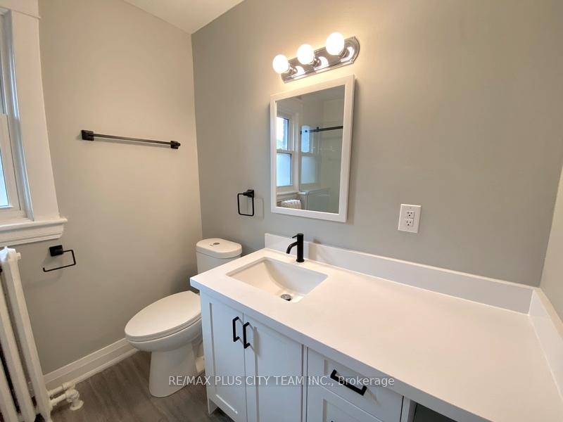 Photo 22 of Unit 2, 953 Montclair Avenue, Hamilton, Delta — HOMEH
