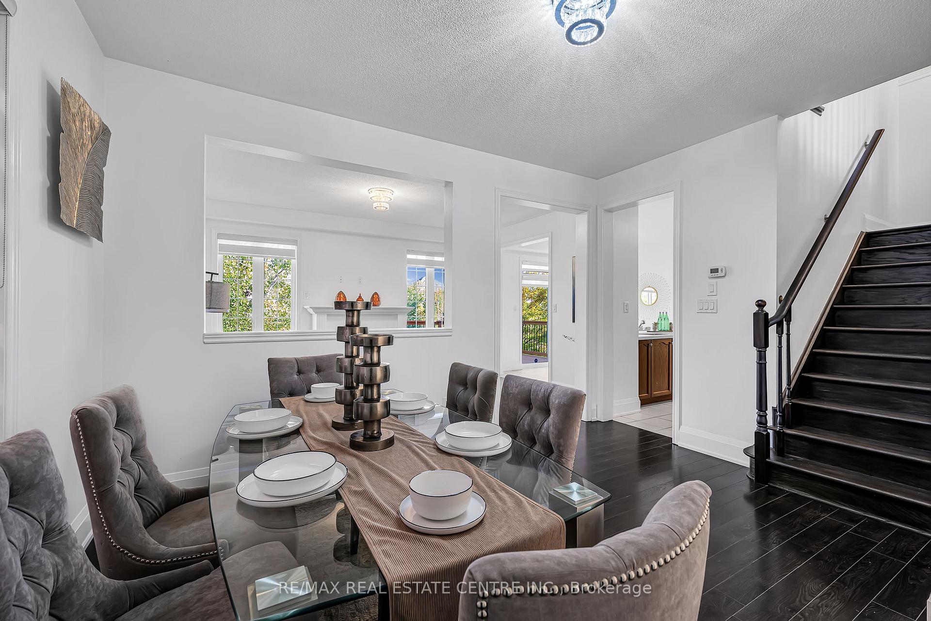 Photo 8 of 425 Bussel Crescent, Milton, Clarke — HOMEH
