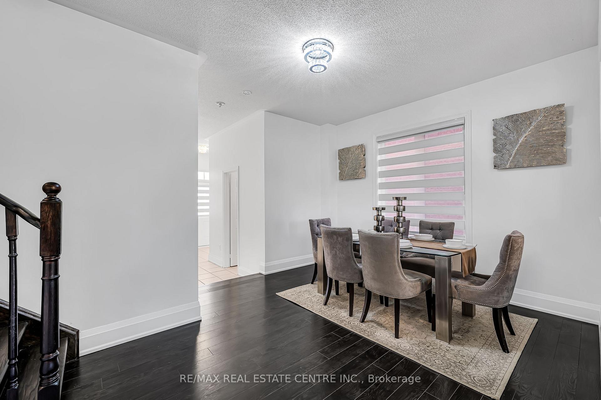Photo 10 of 425 Bussel Crescent, Milton, Clarke — HOMEH