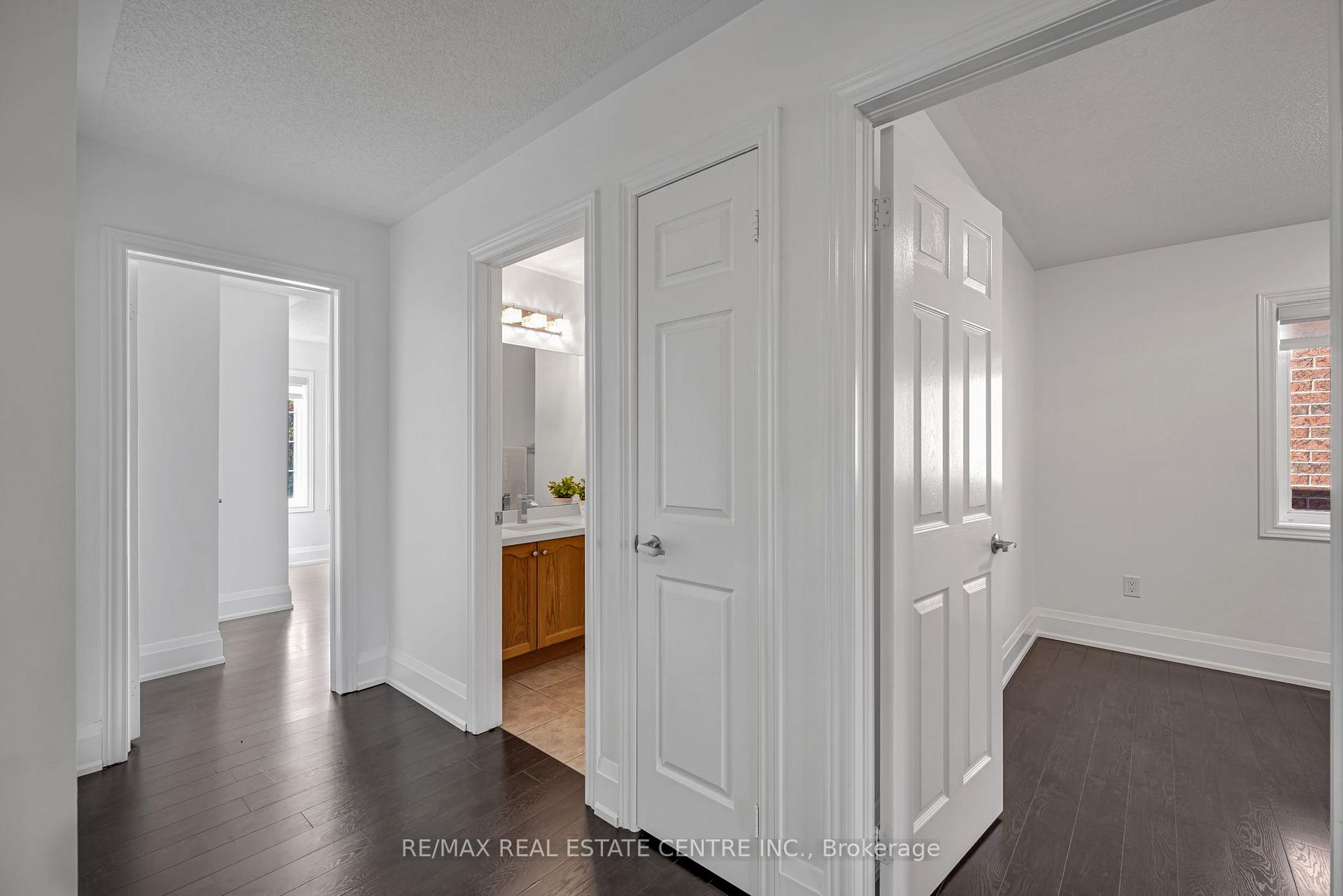 Photo 27 of 425 Bussel Crescent, Milton, Clarke — HOMEH