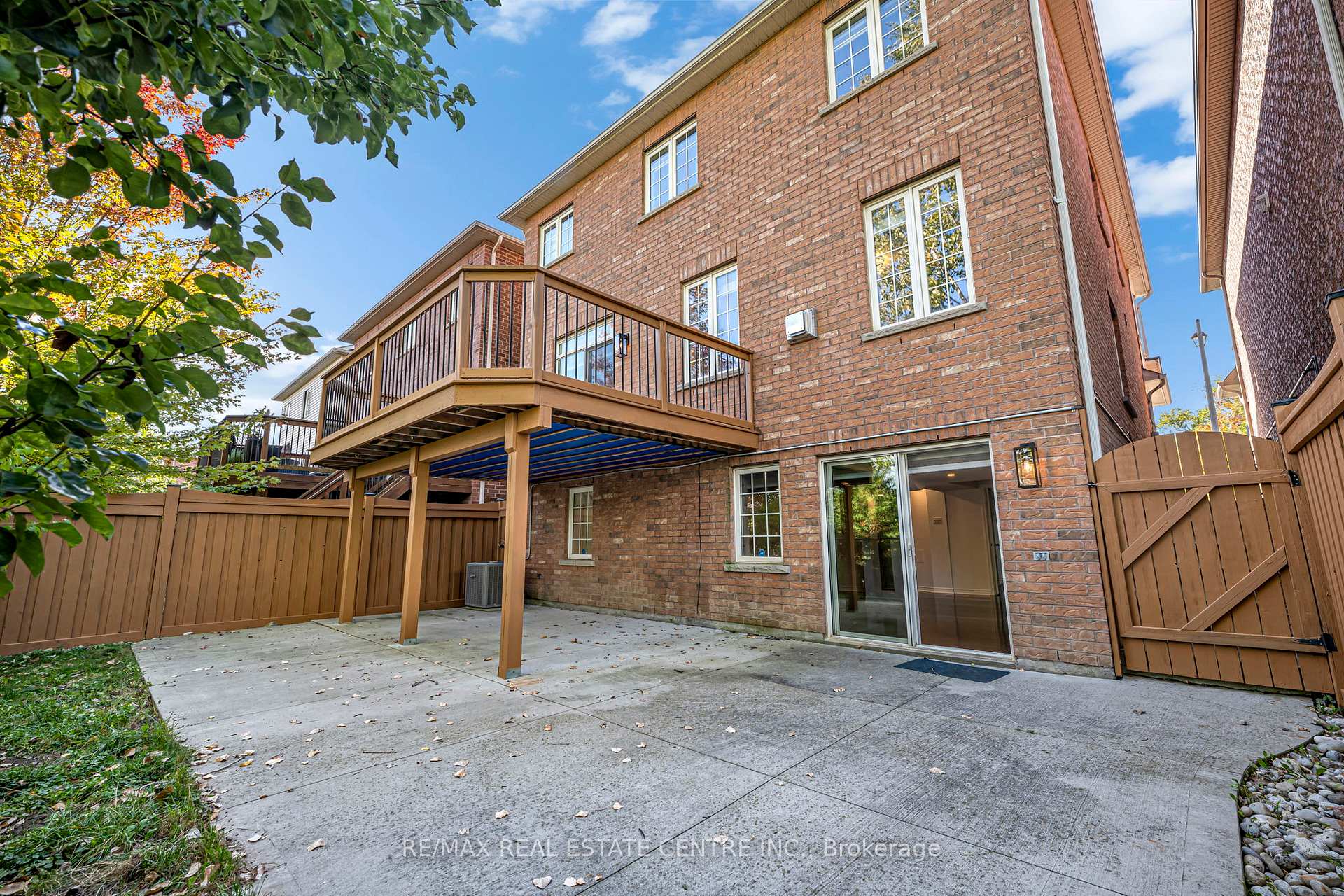 Photo 47 of 425 Bussel Crescent, Milton, Clarke — HOMEH