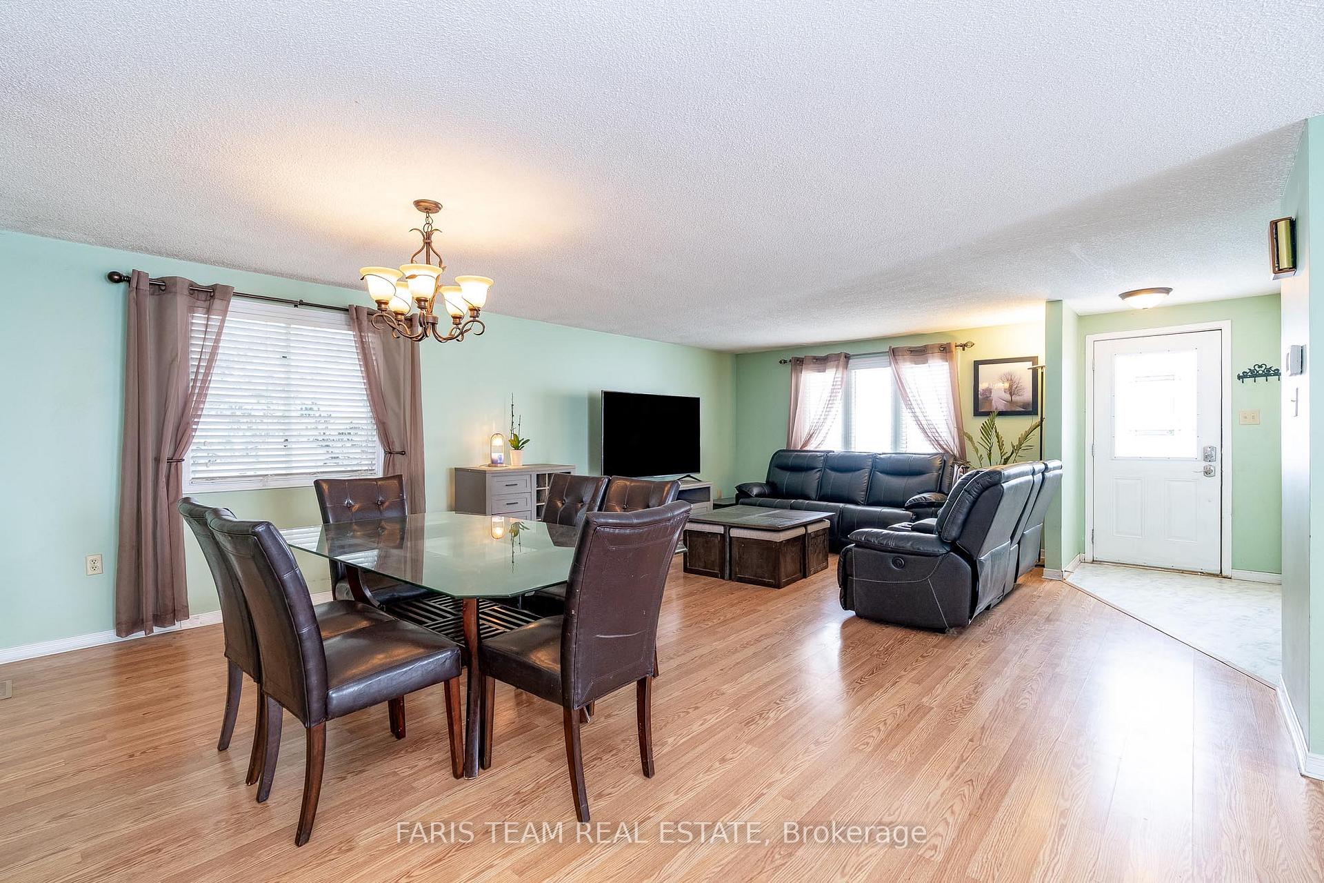 Photo 5 of 307 Christine Drive, Midland — HOMEH