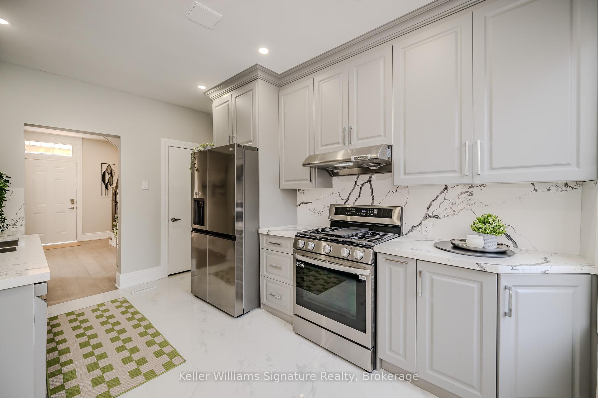 Photo 12 of 39 Alanson Street, Hamilton, Stinson — HOMEH