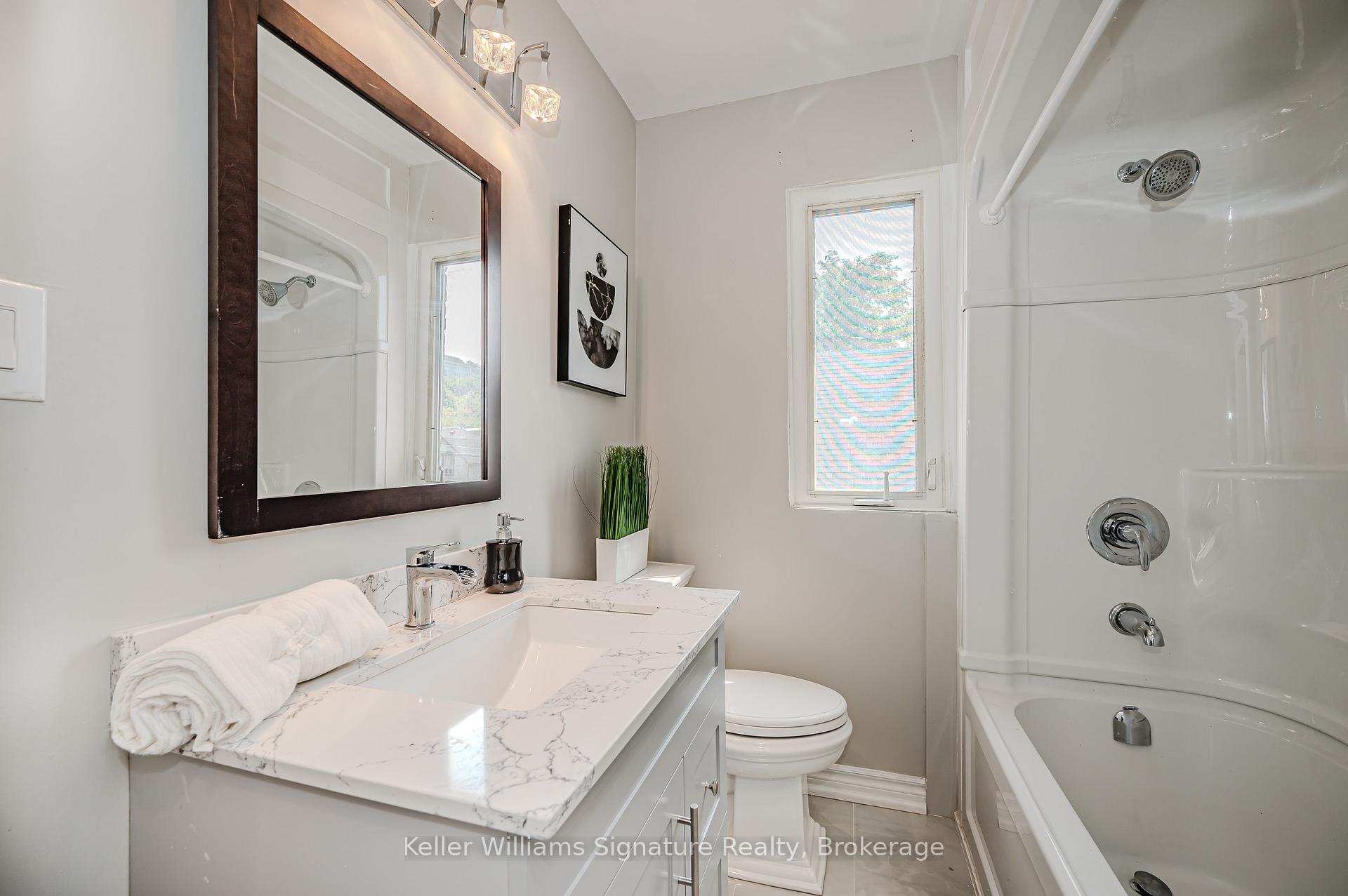 Photo 18 of 39 Alanson Street, Hamilton, Stinson — HOMEH