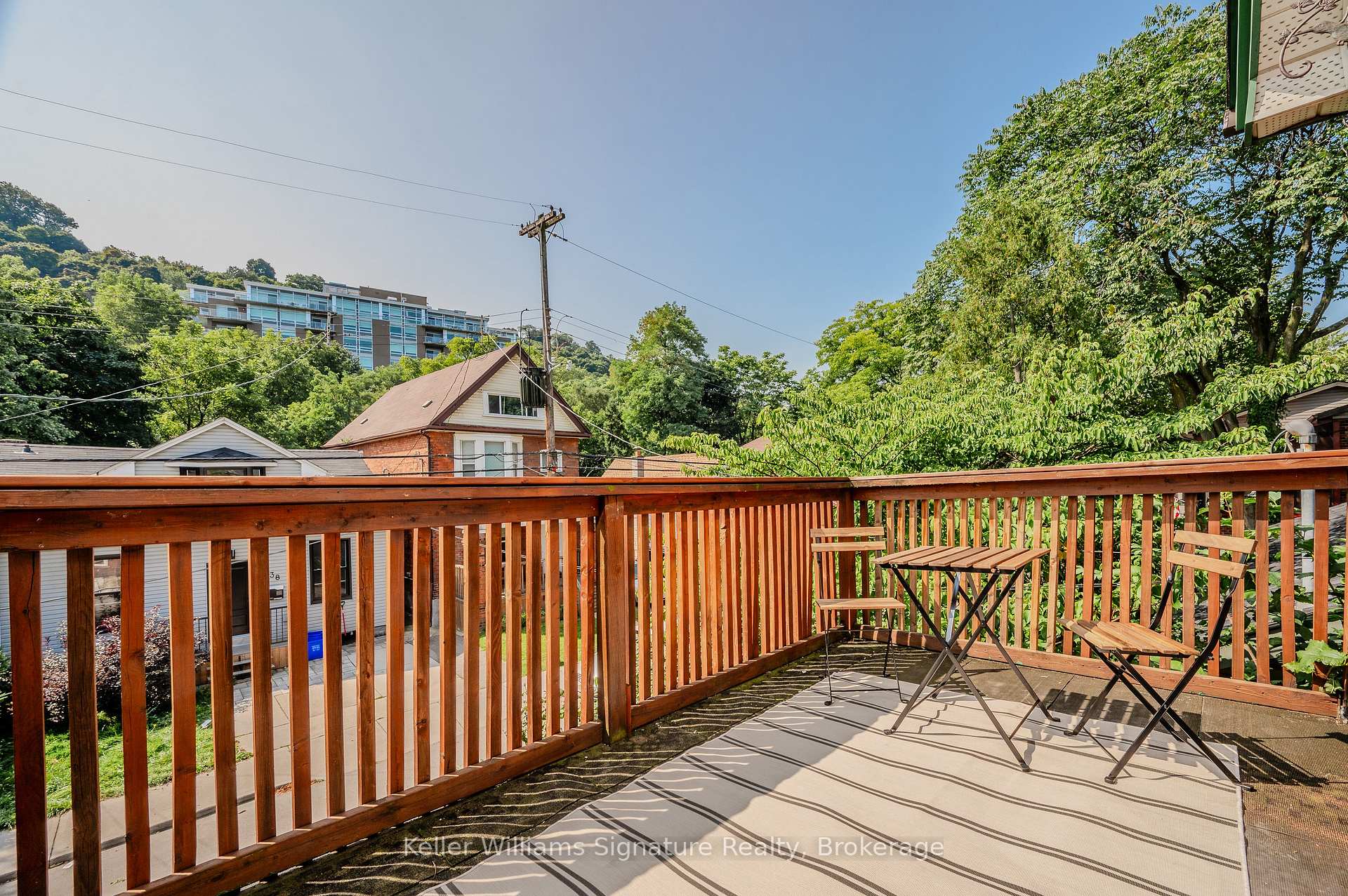 Photo 24 of 39 Alanson Street, Hamilton, Stinson — HOMEH