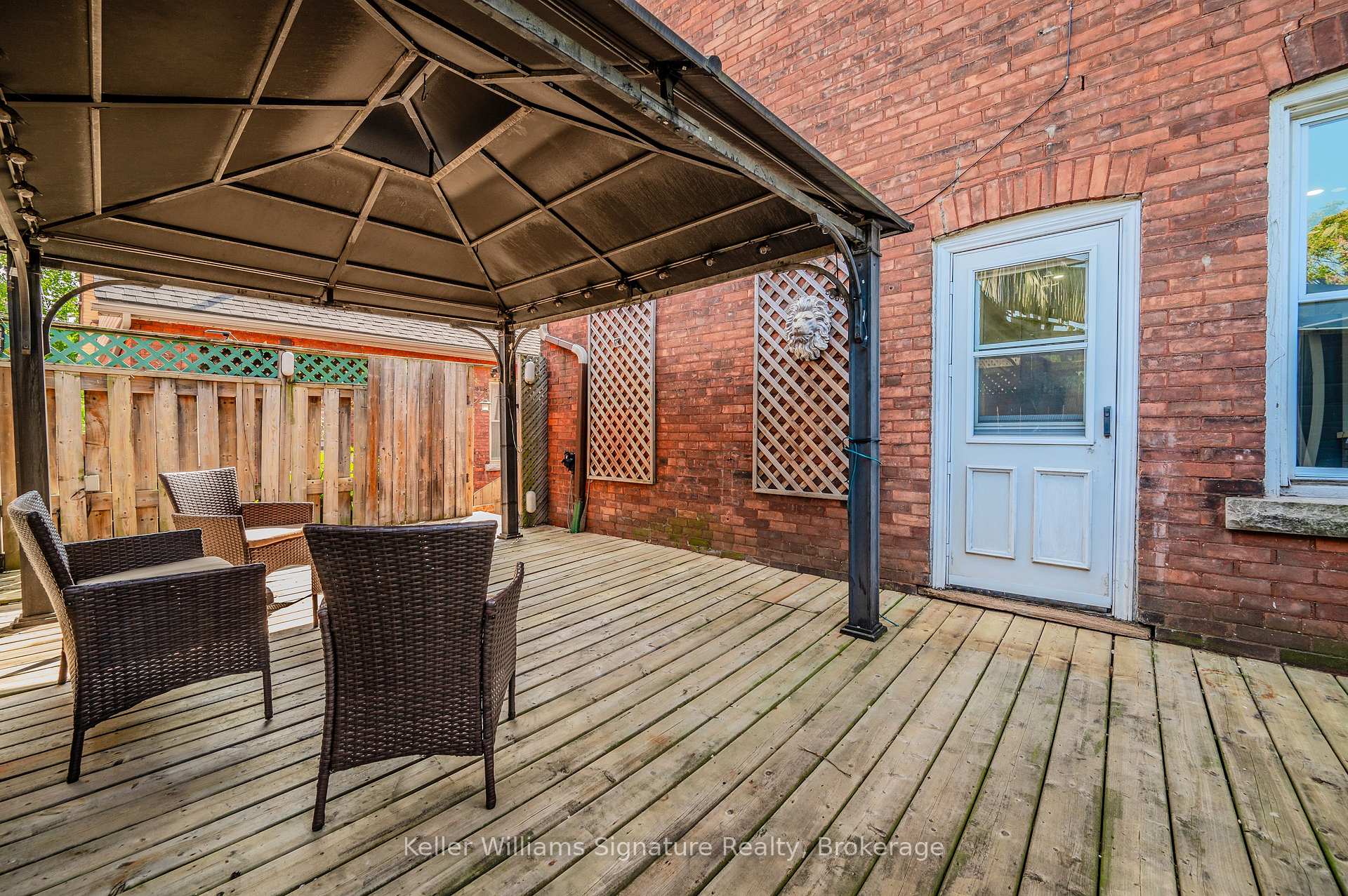 Photo 30 of 39 Alanson Street, Hamilton, Stinson — HOMEH