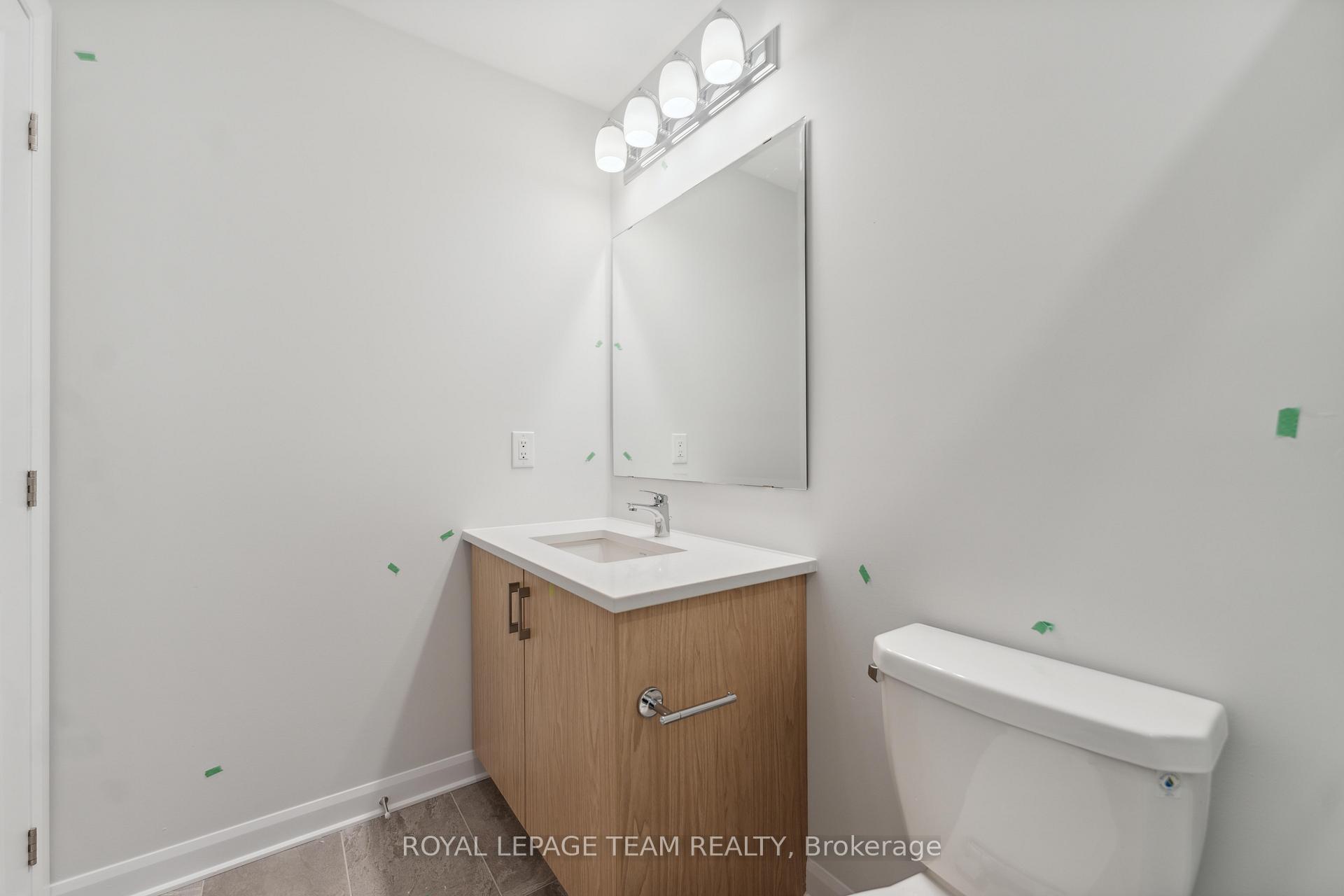 Photo 13 of 160 Invention Boulevard, Ottawa, Kanata - Morgan's Grant/South March — HOMEH