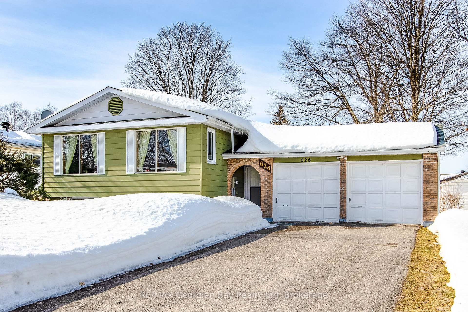 Photo 1 of 626 Randles Crescent, Midland — HOMEH