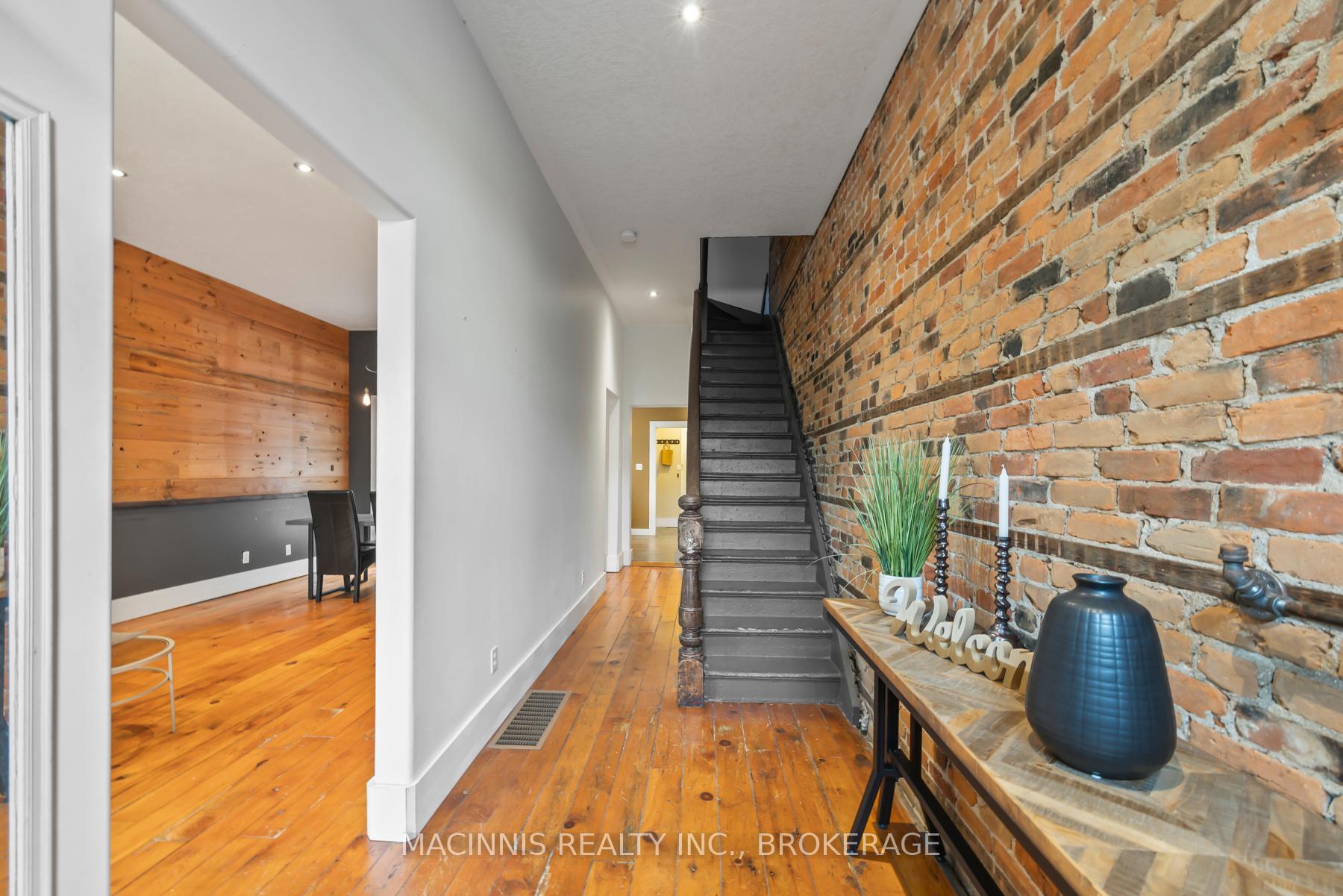 Photo 6 of 64 Bay Street, Kingston, East of Sir John A. Blvd — HOMEH