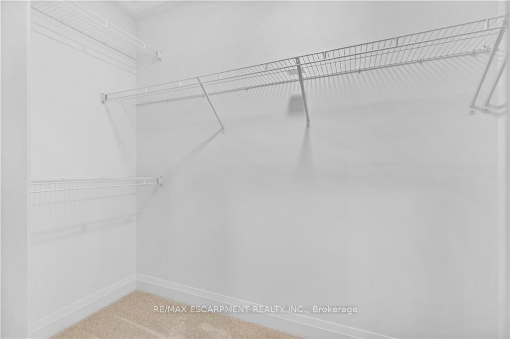 Photo 18 of 128 Basil Crescent, Middlesex Centre, Ilderton — HOMEH