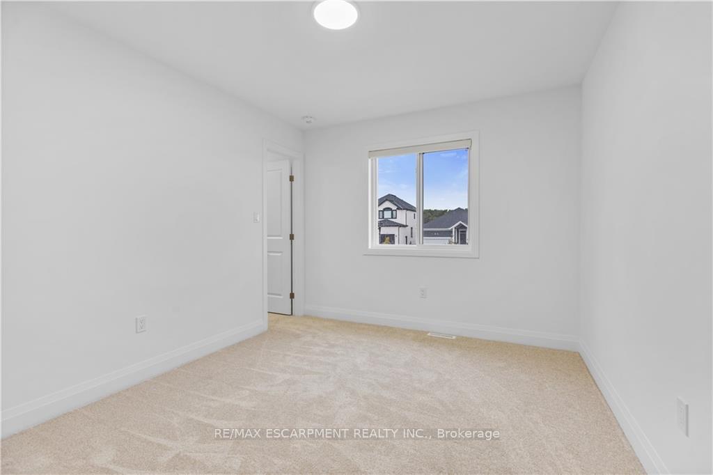 Photo 21 of 128 Basil Crescent, Middlesex Centre, Ilderton — HOMEH