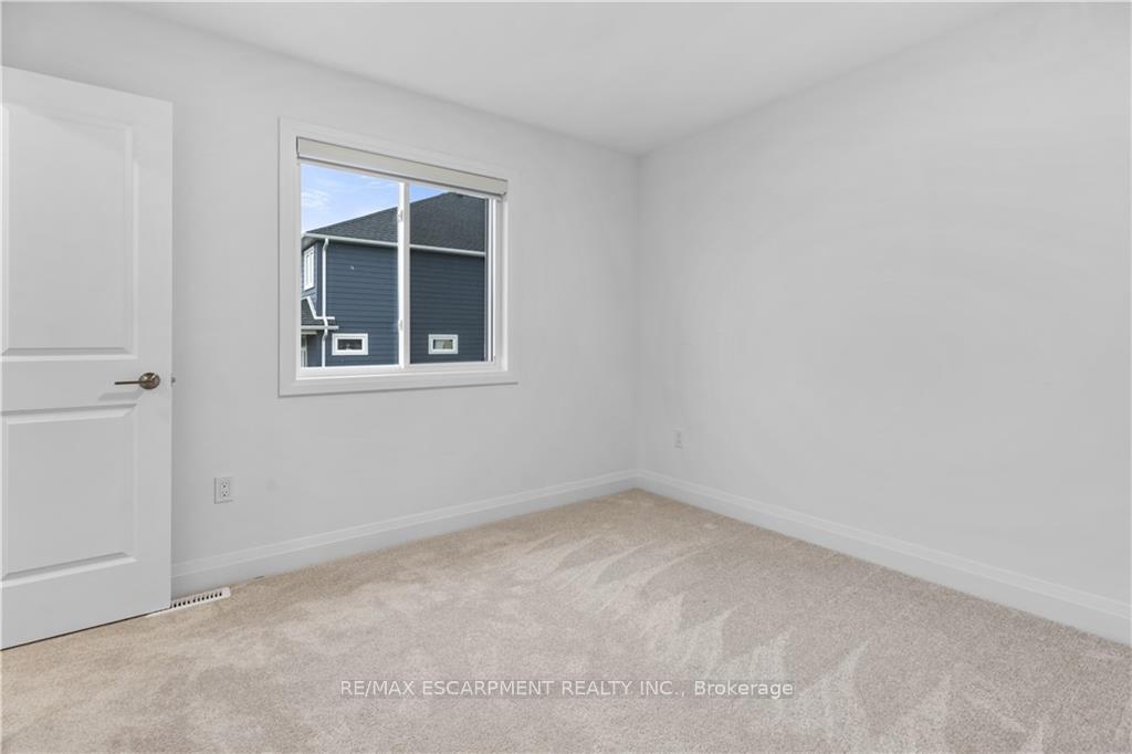 Photo 23 of 128 Basil Crescent, Middlesex Centre, Ilderton — HOMEH