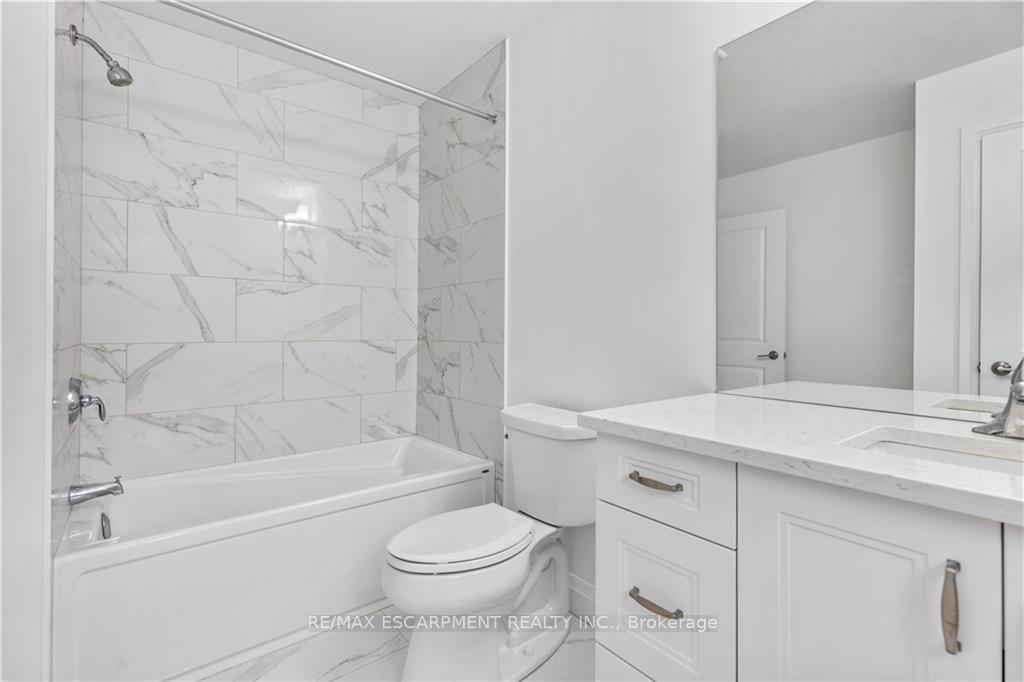 Photo 27 of 128 Basil Crescent, Middlesex Centre, Ilderton — HOMEH