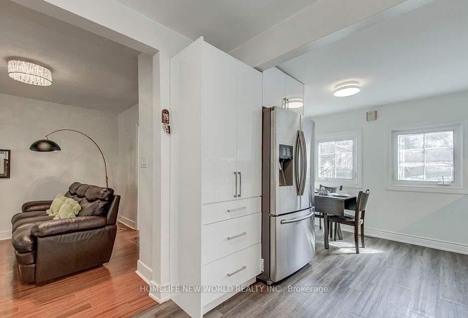 Photo 9 of Unit Main Floor, 85 Clark Avenue, Markham, Thornhill — HOMEH