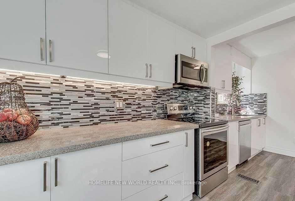 Photo 11 of Unit Main Floor, 85 Clark Avenue, Markham, Thornhill — HOMEH