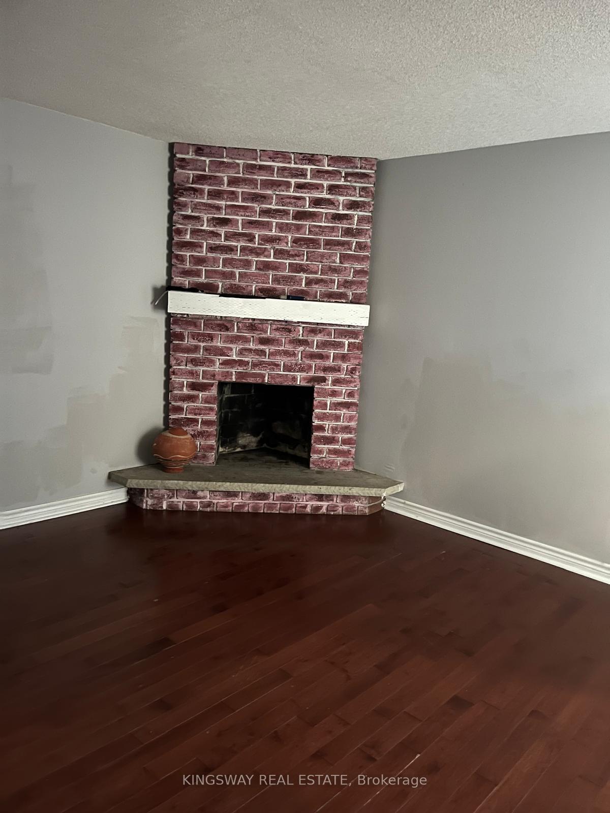 Photo 28 of 12 Cottsmore Crescent, Markham, Milliken Mills West — HOMEH
