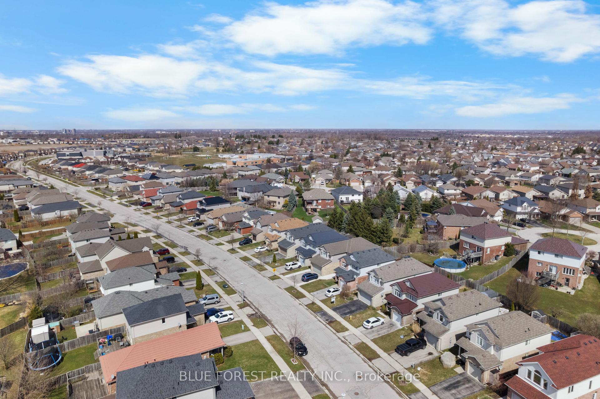 Front of 3053 Meadowgate Boulevard