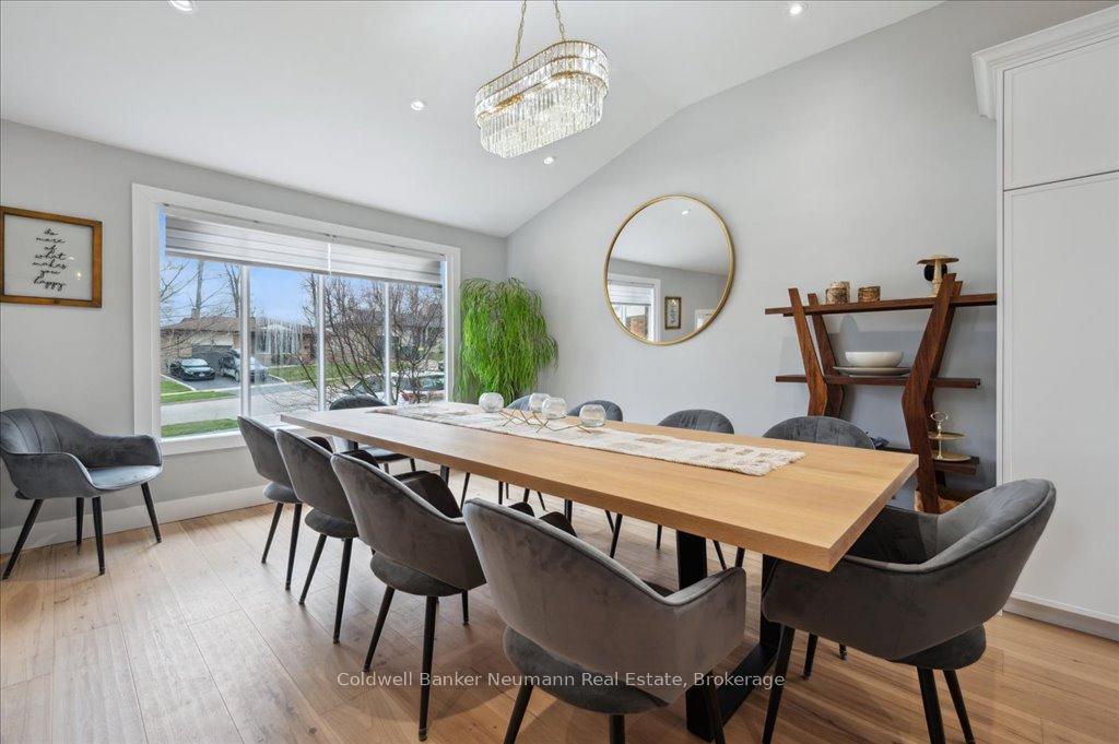 Photo 6 of 180 Southwood Drive, Kitchener — HOMEH