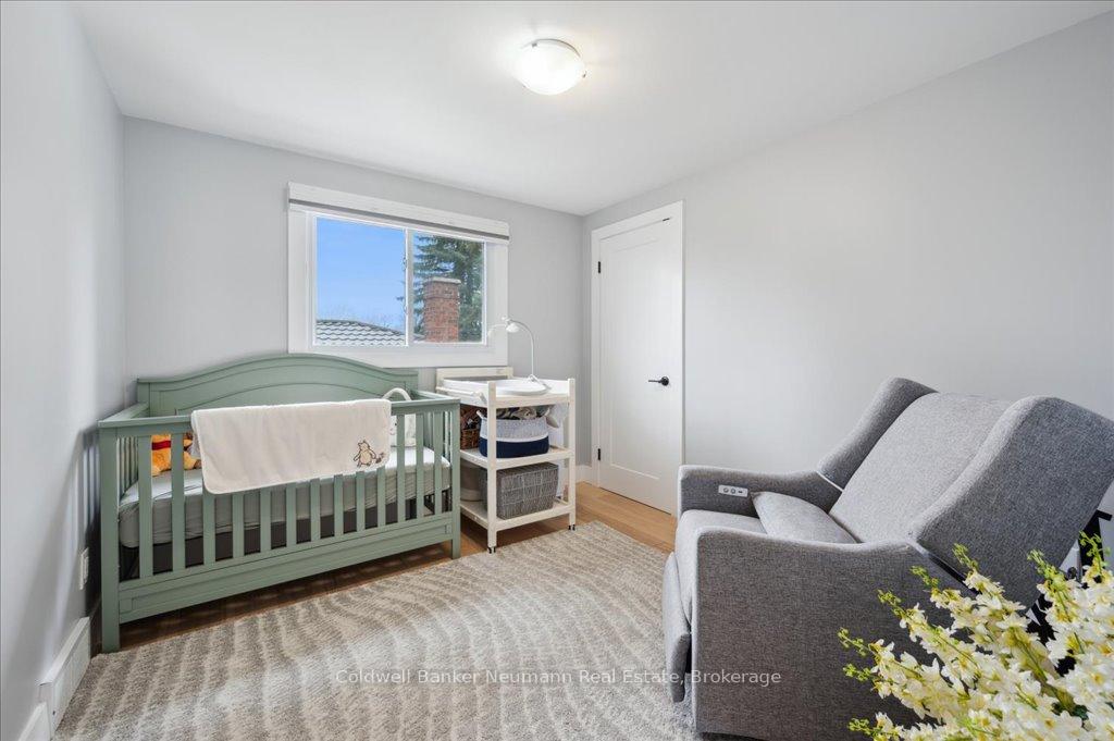 Photo 18 of 180 Southwood Drive, Kitchener — HOMEH