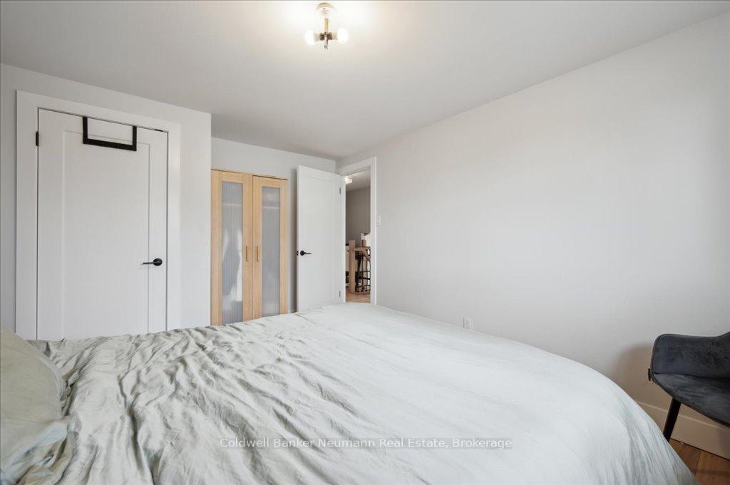 Photo 21 of 180 Southwood Drive, Kitchener — HOMEH