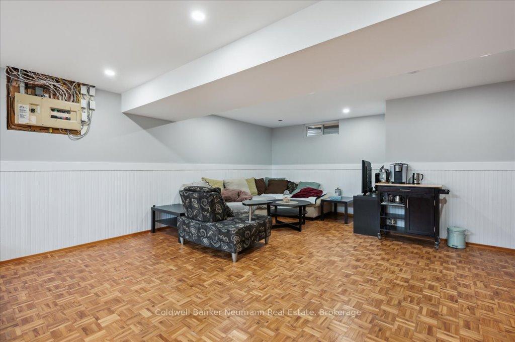 Photo 27 of 180 Southwood Drive, Kitchener — HOMEH