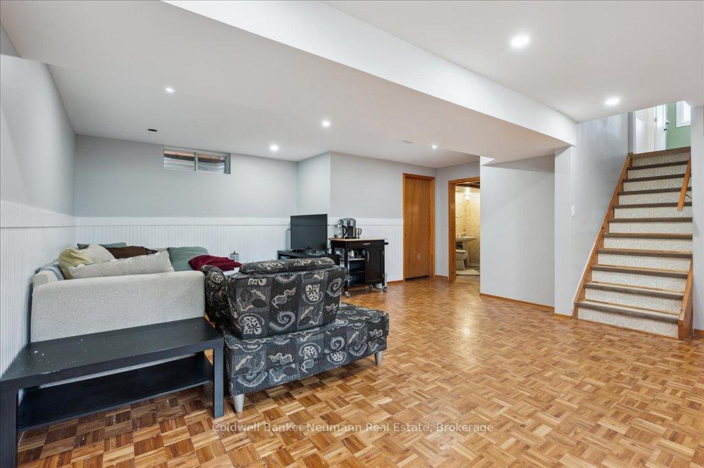 Photo 29 of 180 Southwood Drive, Kitchener — HOMEH