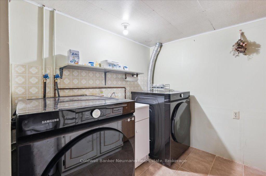 Photo 31 of 180 Southwood Drive, Kitchener — HOMEH