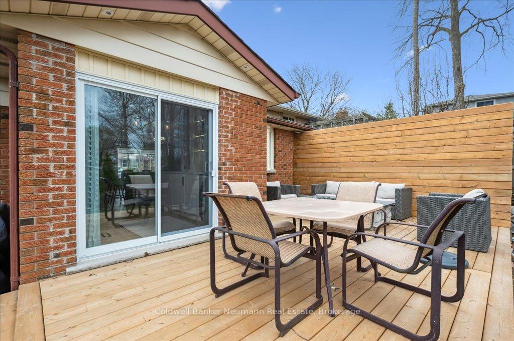 Photo 33 of 180 Southwood Drive, Kitchener — HOMEH
