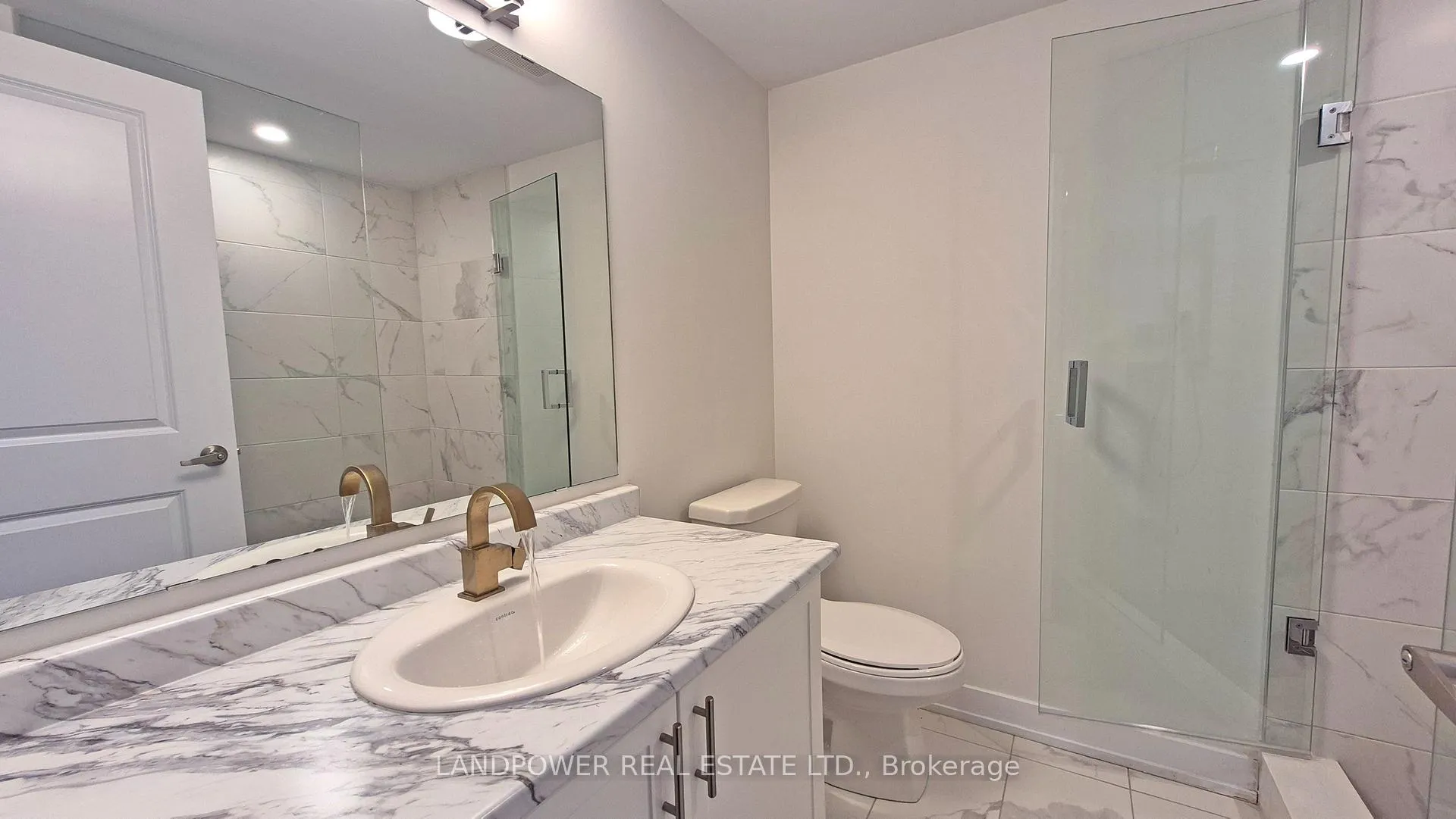 Photo 23 of 21 Gilbert Wright Avenue, Markham, Angus Glen — HOMEH