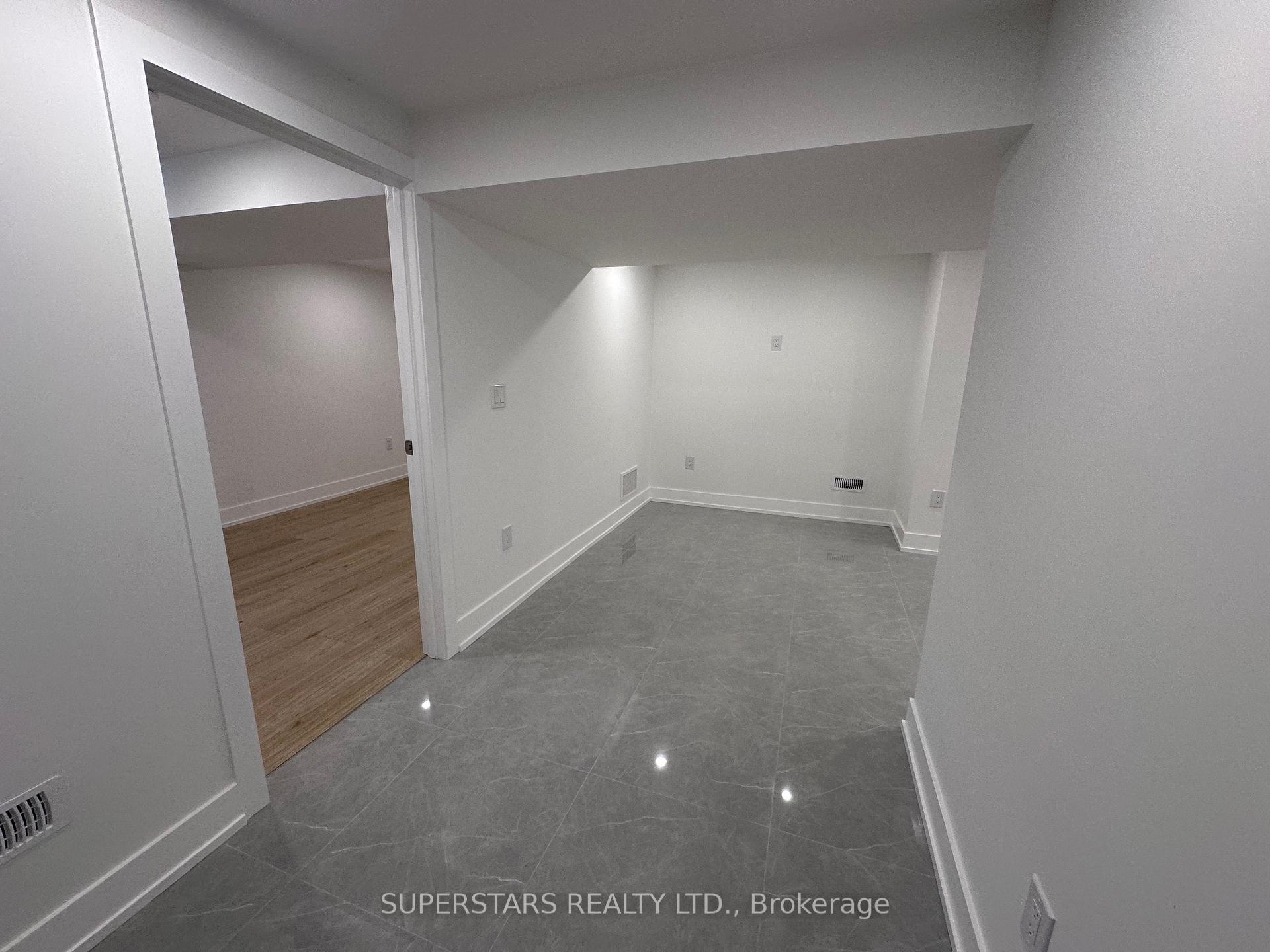 Photo 6 of Unit Lower, 4 Galbraith Crescent, Markham, Milliken Mills East — HOMEH