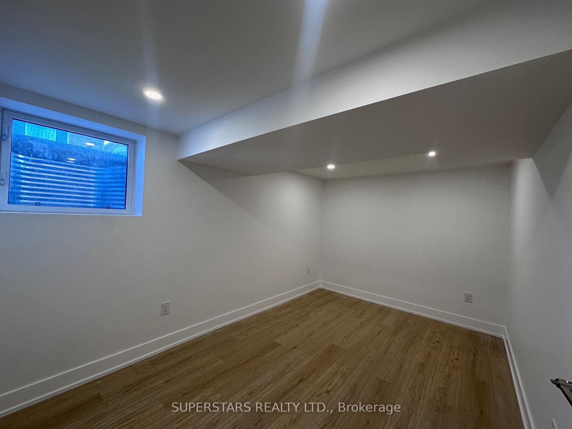 Photo 7 of Unit Lower, 4 Galbraith Crescent, Markham, Milliken Mills East — HOMEH