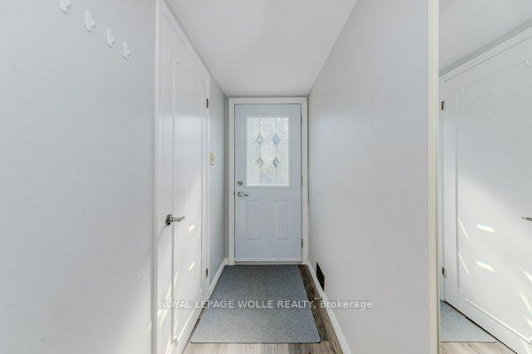 Photo 4 of 92 Charles Best Place, Kitchener — HOMEH