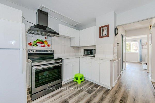 Photo 15 of 92 Charles Best Place, Kitchener — HOMEH