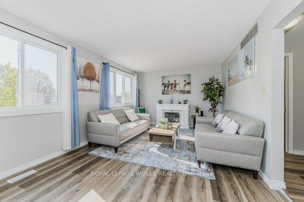 Photo 18 of 92 Charles Best Place, Kitchener — HOMEH