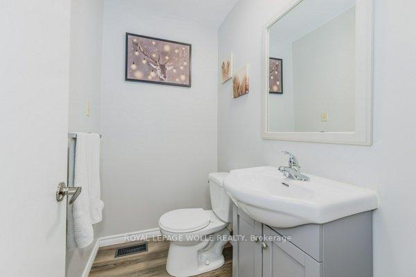Photo 24 of 92 Charles Best Place, Kitchener — HOMEH